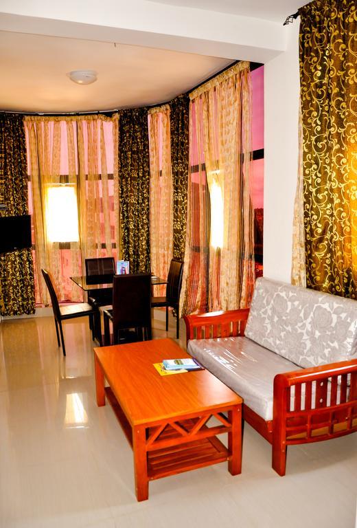 Guest House Lumen โลเม ภายนอก รูปภาพ